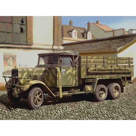 Henschel 33 D1 WWII German Army Truck 1/35